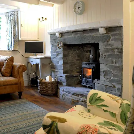 Pass The Keys Cosy 2 Bed, 2 Bath In Rural Lake District Ambleside